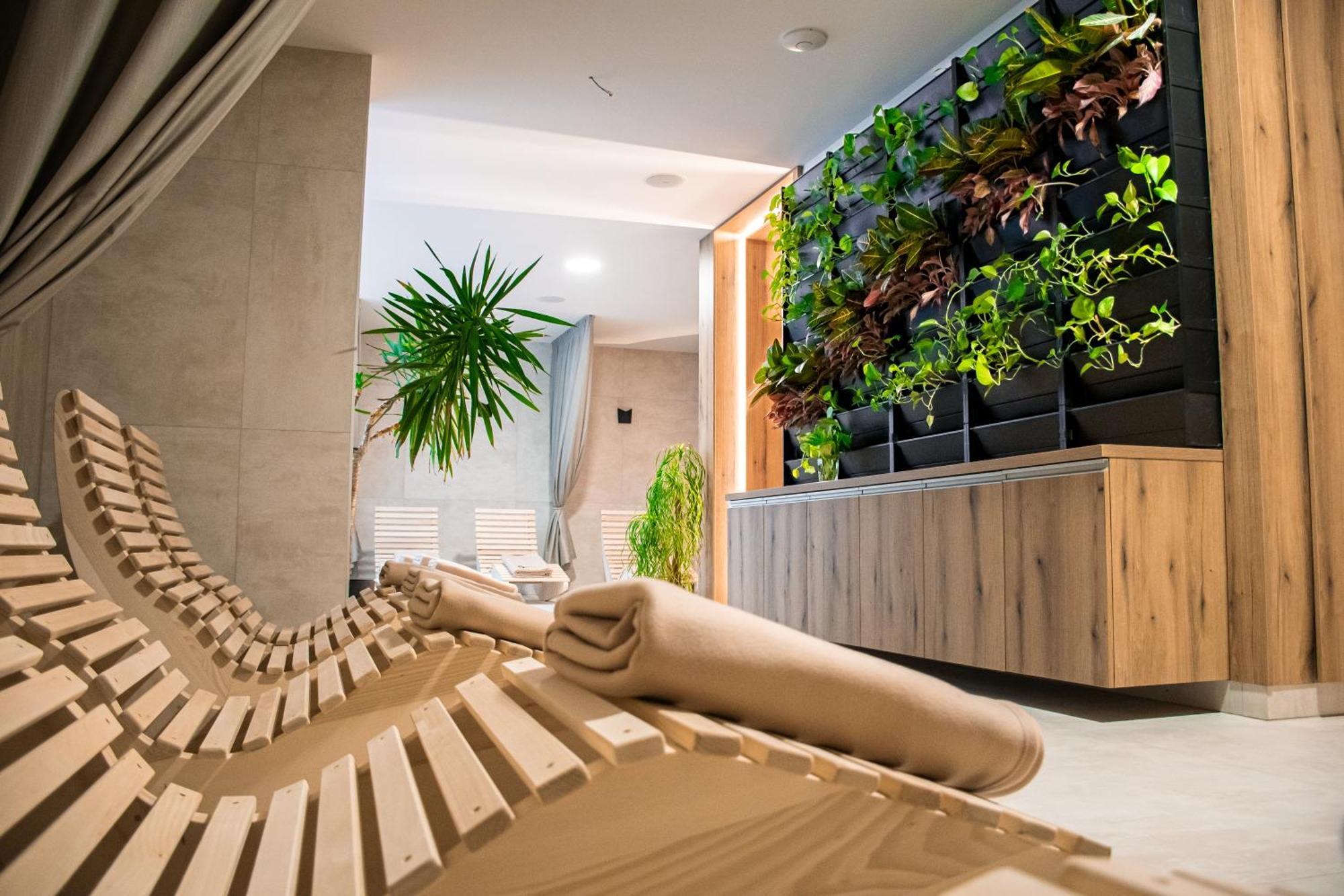 Rm Hotel Wellness & Congress Privigye Kültér fotó