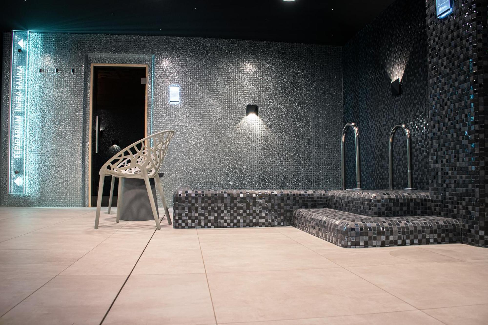 Rm Hotel Wellness & Congress Privigye Kültér fotó