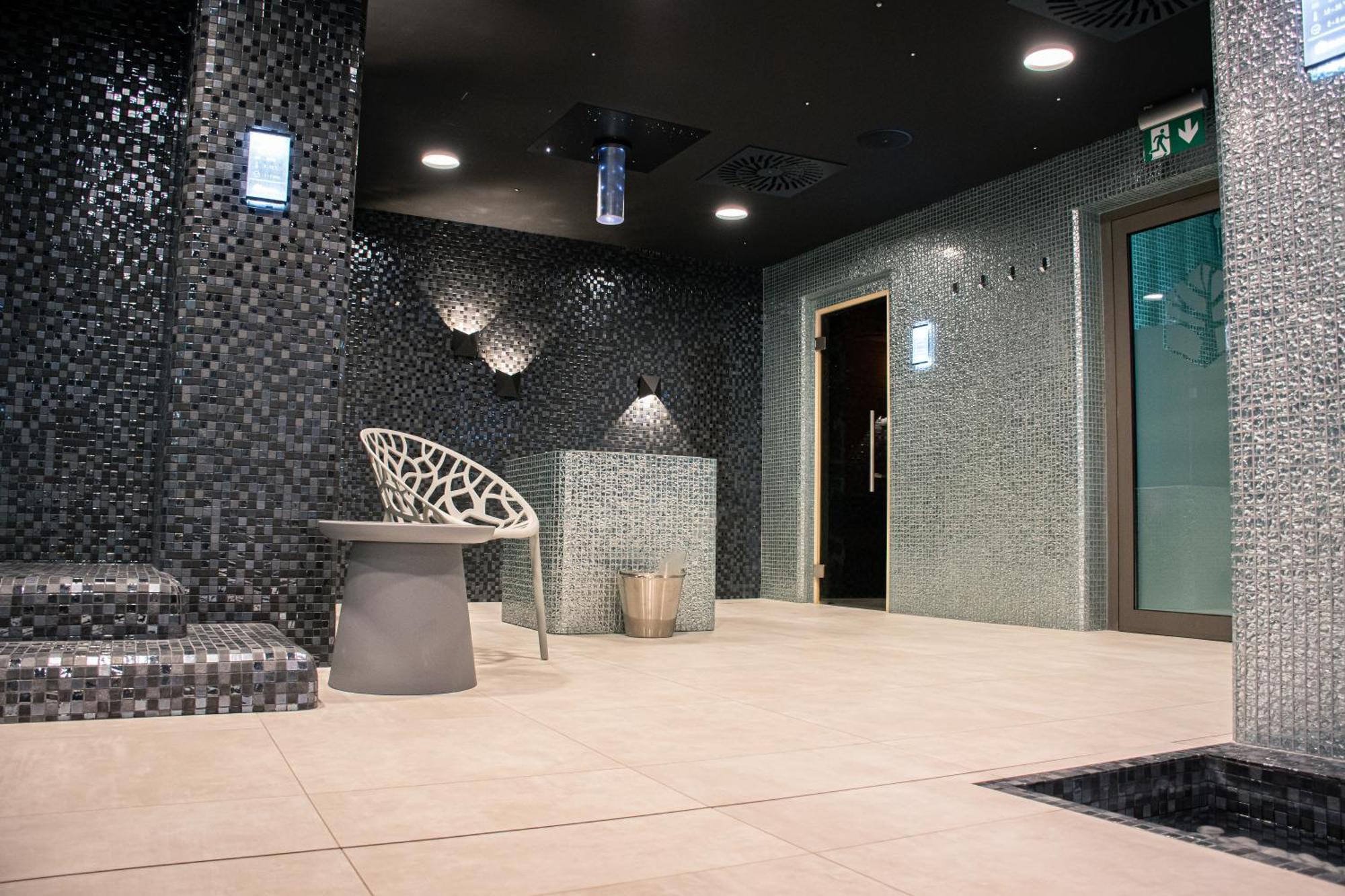 Rm Hotel Wellness & Congress Privigye Kültér fotó