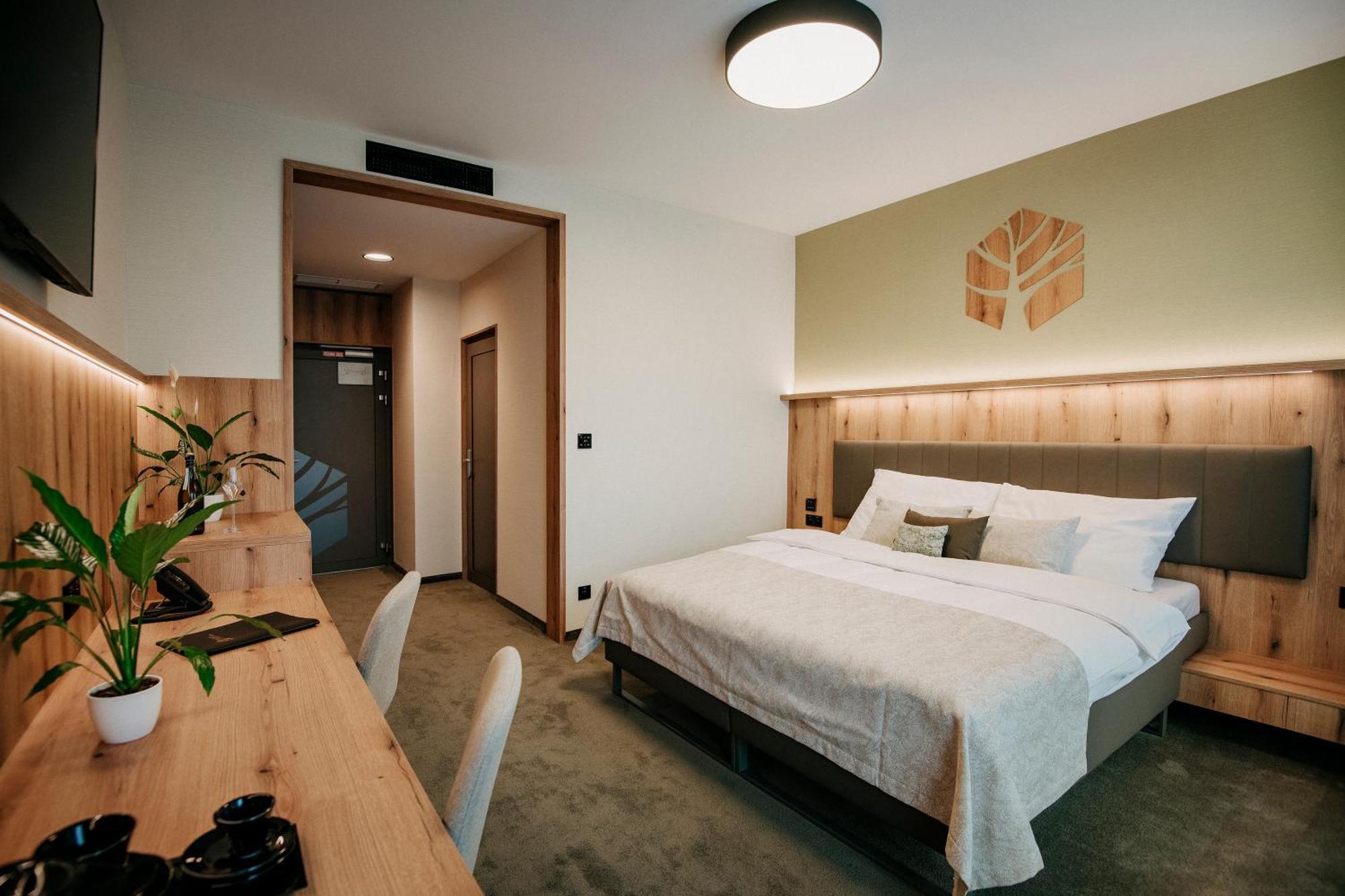 Rm Hotel Wellness & Congress Privigye Kültér fotó
